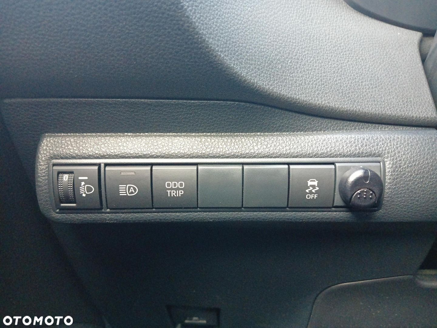 Toyota Corolla - 18