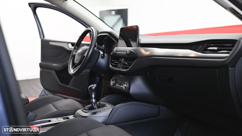 Ford Focus 1.5 TDCi EcoBlue Titanium - 30