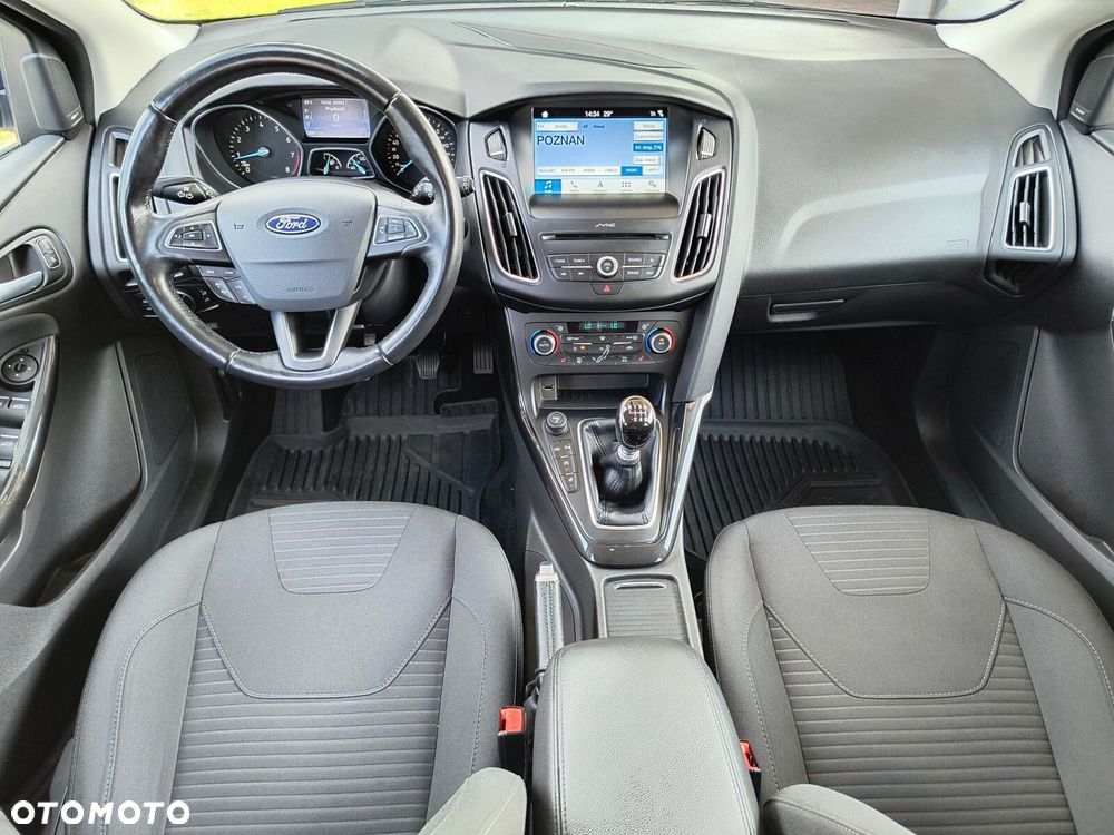 Ford Focus - 13