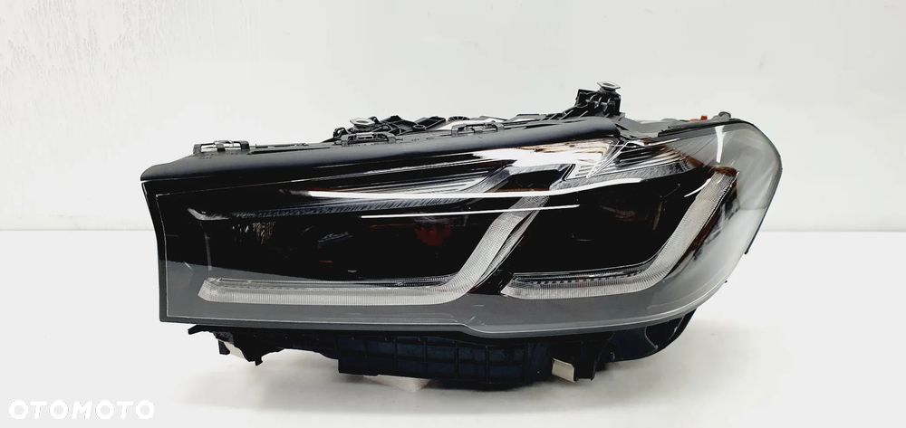 LAMPA LEWA ADAPTIVE LED BMW M5 5 G30 G31 LCI LIFT KOMPLETNA BLACK EU
