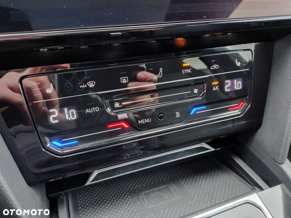 Volkswagen Arteon 2.0 TDI 4Motion R-Line DSG - 28