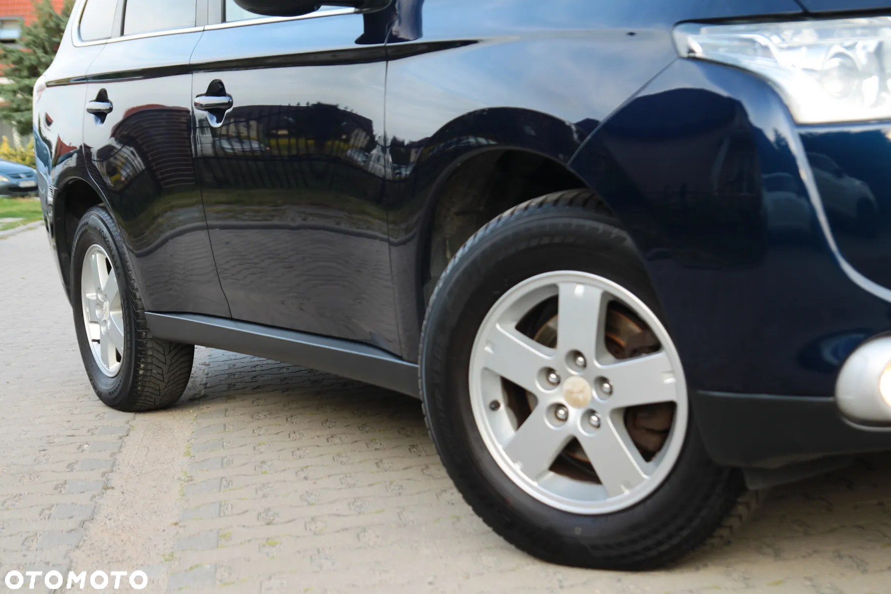 Mitsubishi Outlander 2.2 DI-D 4WD Automatik Intense - 13
