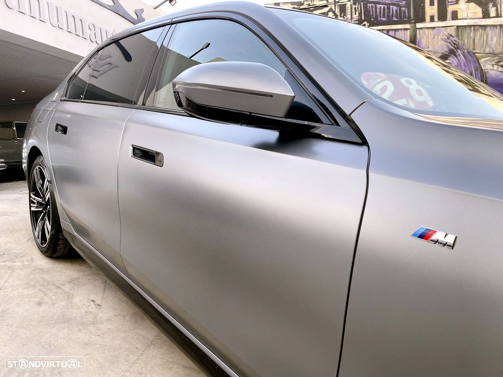 BMW 740 d xDrive Pack Desportivo M - 45