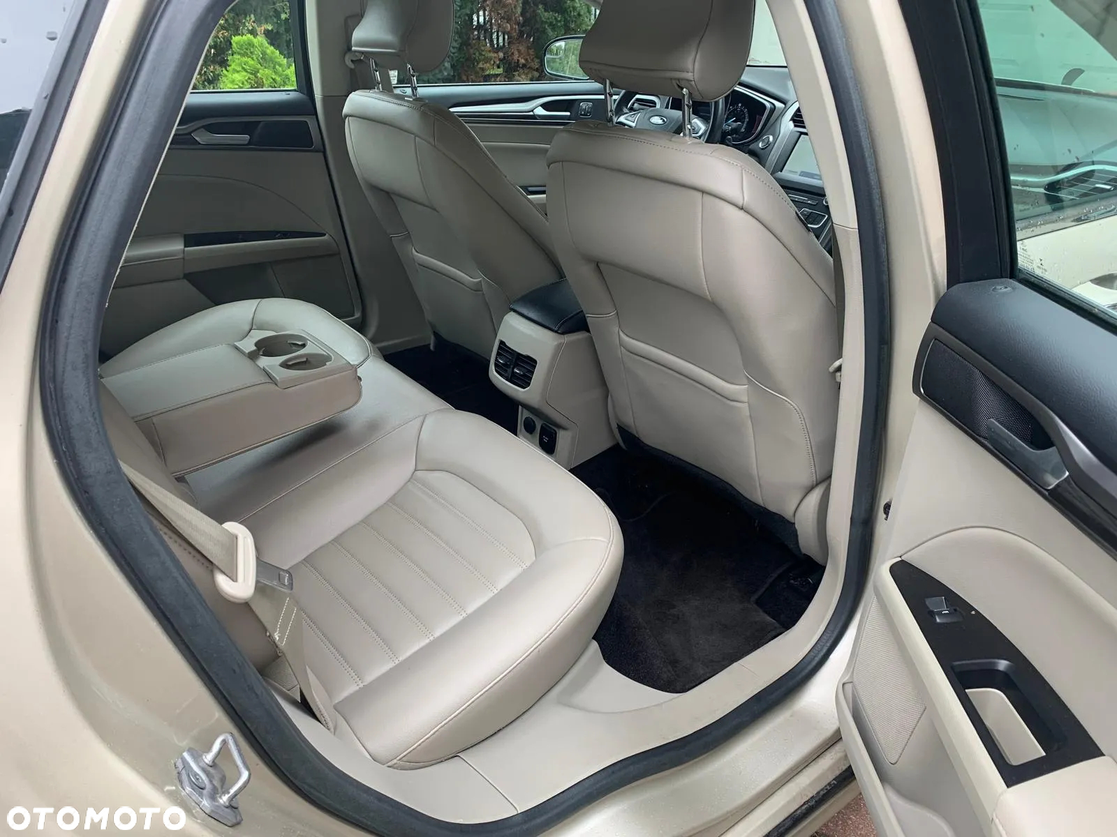Ford Mondeo - 14