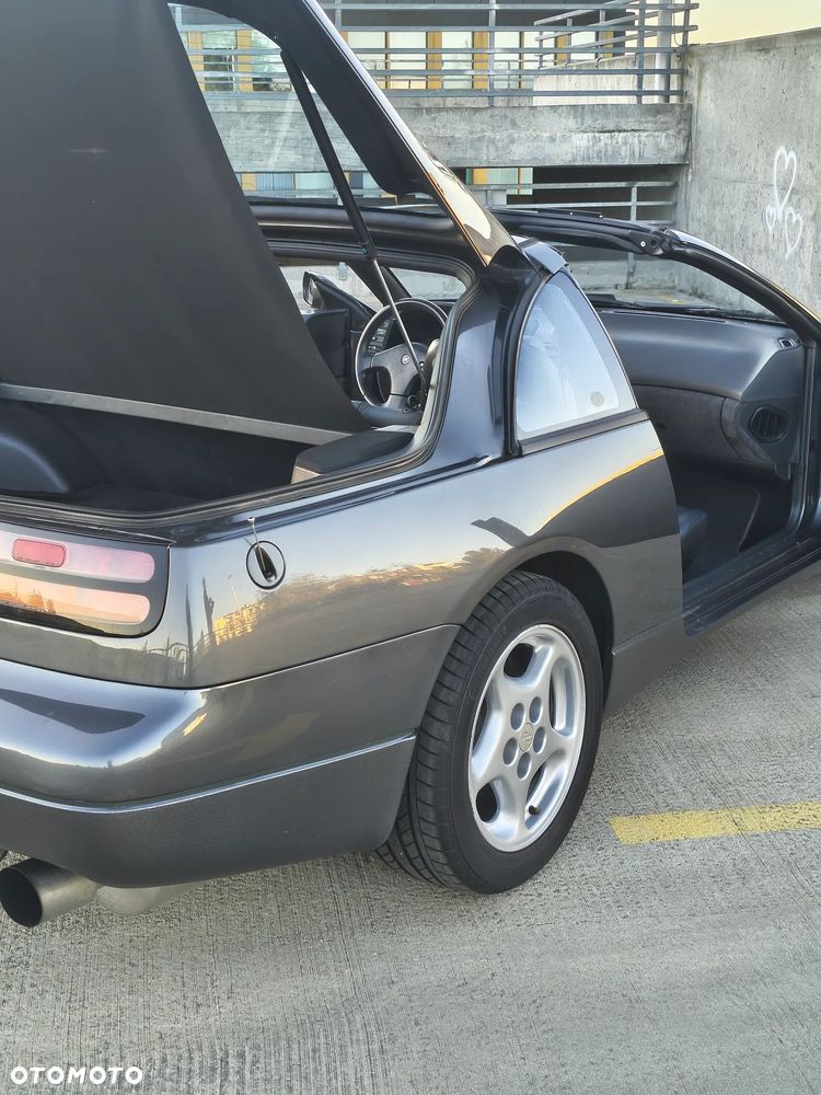 Nissan 300 ZX Twin Turbo - 13