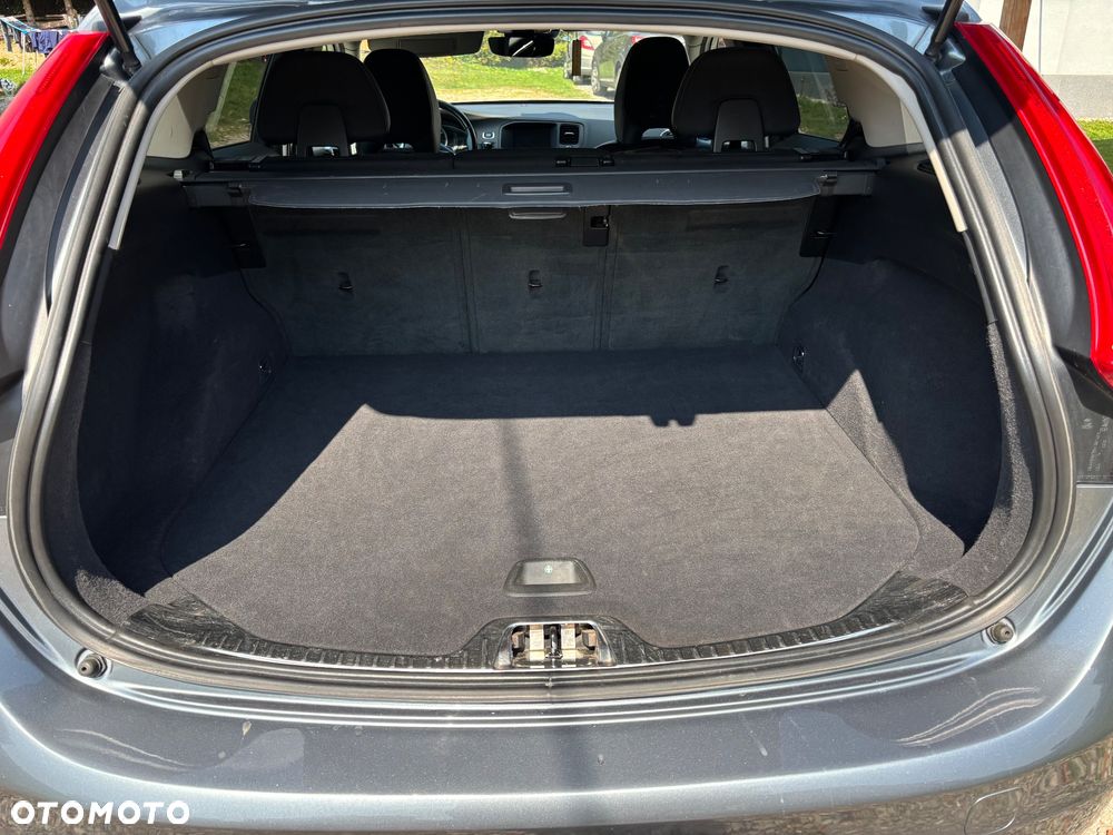 Volvo V60 D4 Drive-E Momentum - 9