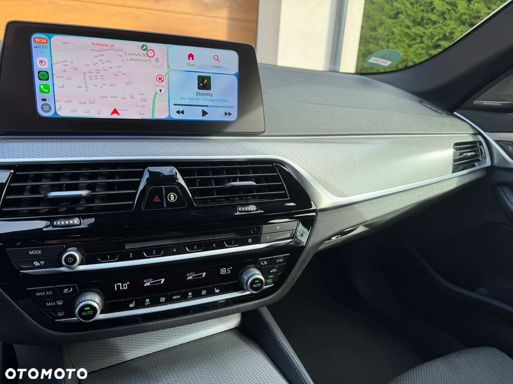 BMW Seria 5 520d Touring M Sport Edition - 25