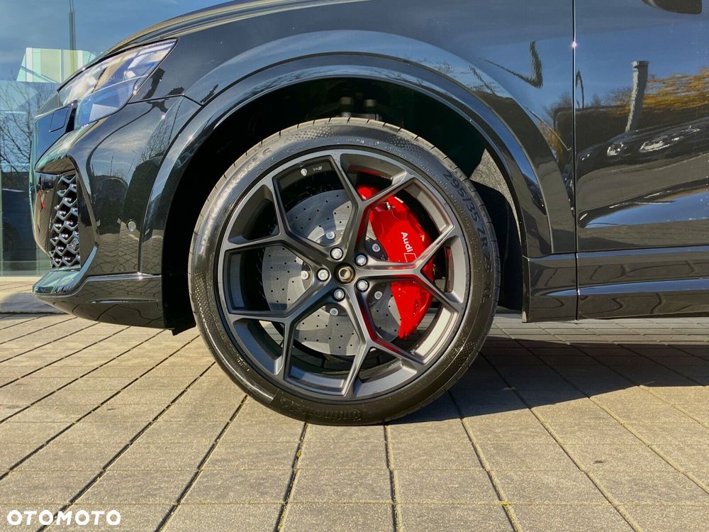 Audi RS Q8 - 7
