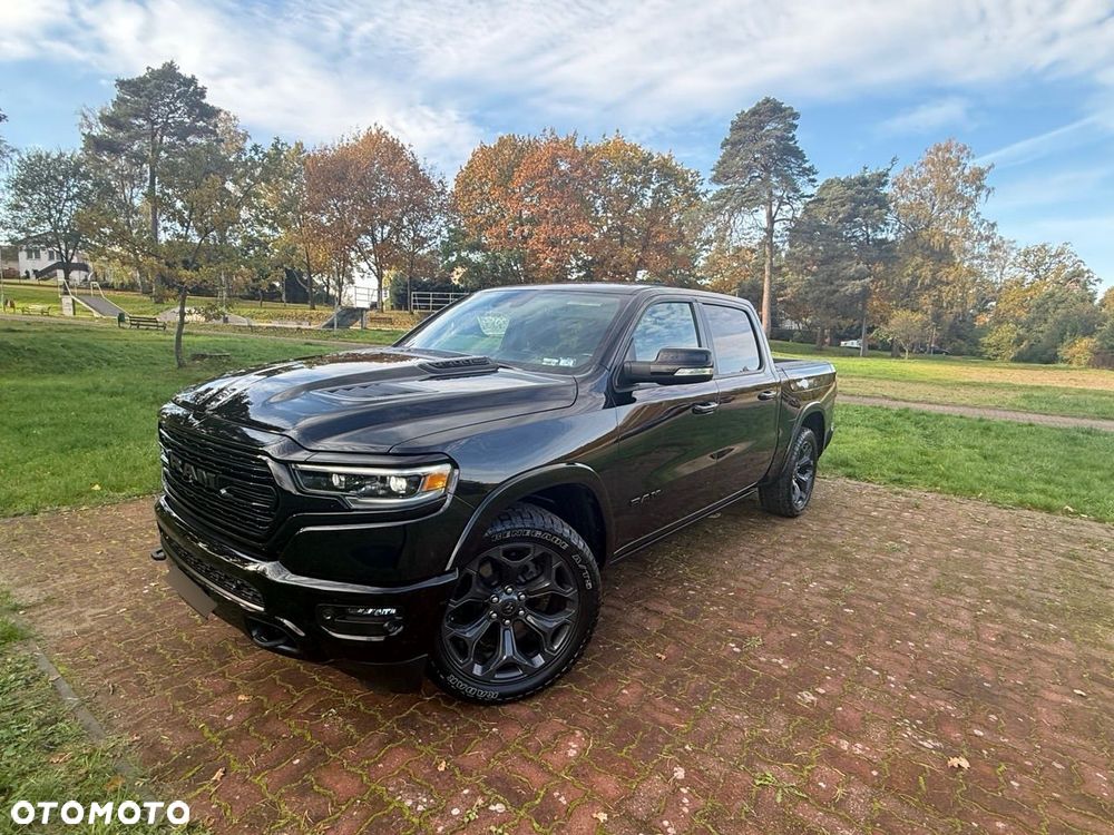 RAM 1500 5.7 Crew Cab Shortbed Limited Black - 1