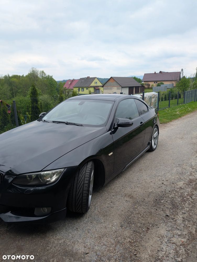 BMW Seria 3 325i - 2
