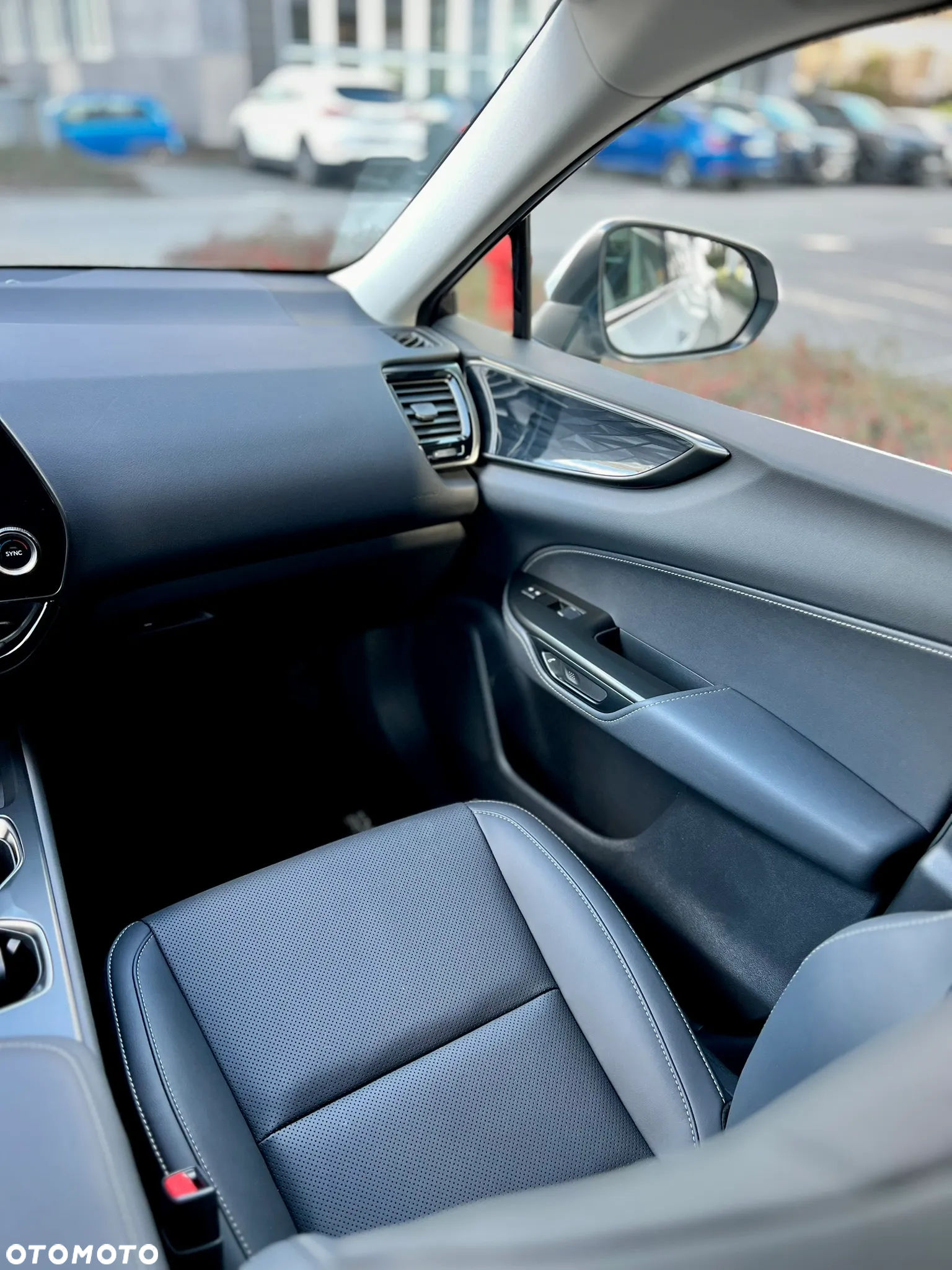 Lexus NX - 12