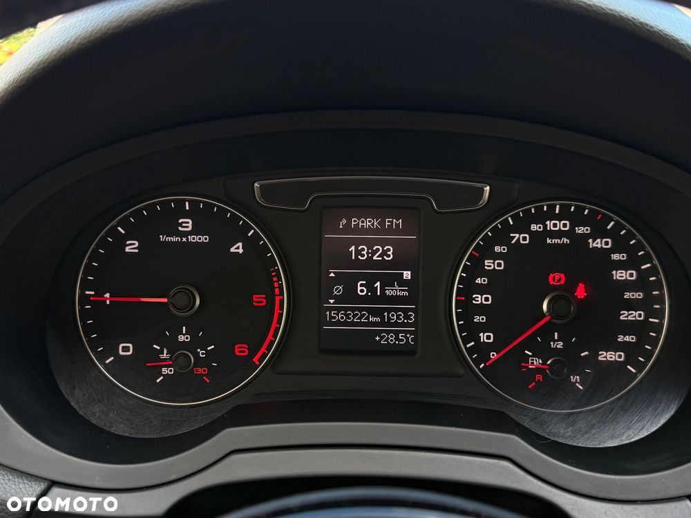 Audi Q3 2.0 TDI - 23