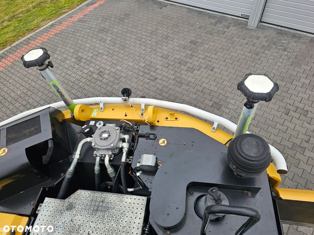 Caterpillar M 315 F - 24