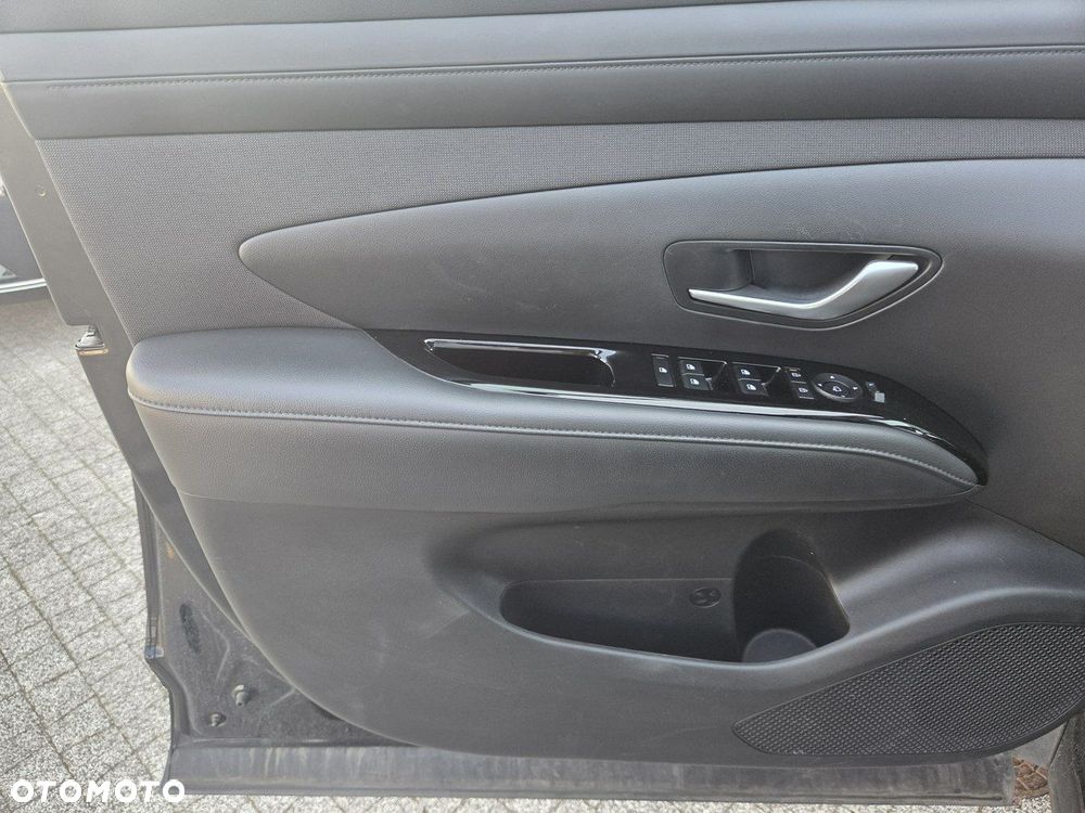 Hyundai Tucson 1.6 T-GDi HEV Smart 2WD - 13