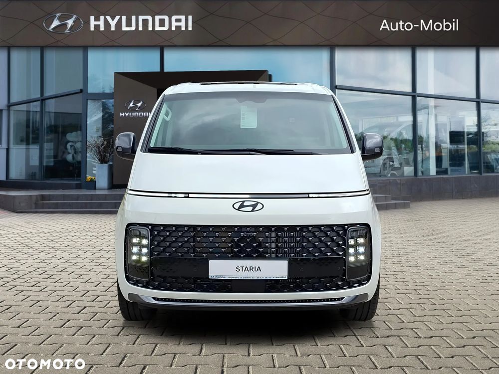 Hyundai Staria 1.6 T-GDI HEV Luxury - 9