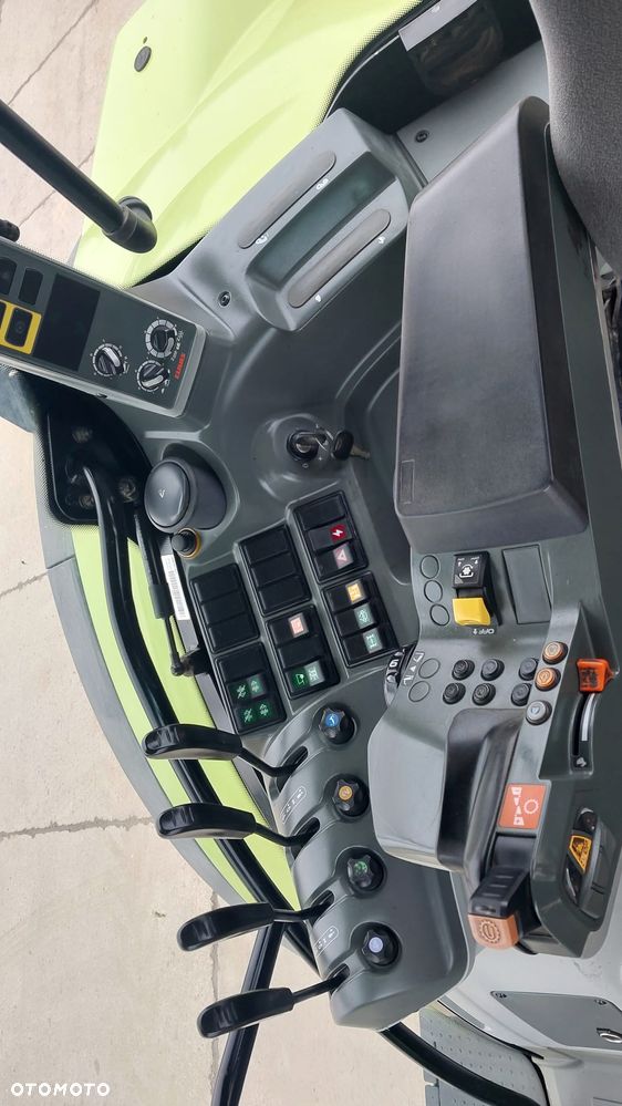 Claas Arion - 31
