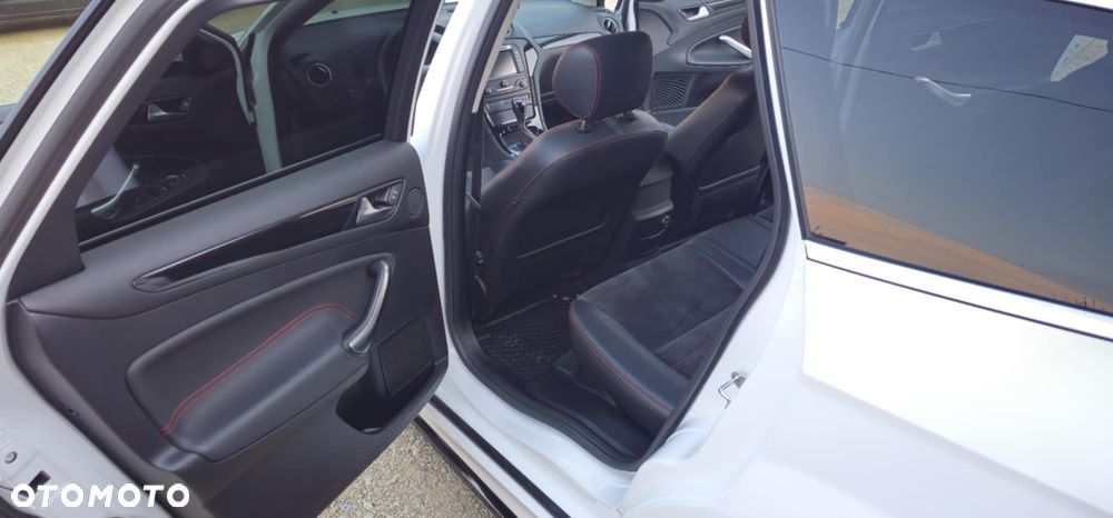 Ford Mondeo 2.0 TDCi Titanium S - 15