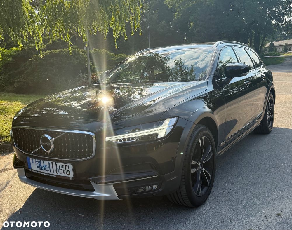 Volvo V90 D5 AWD Momentum - 6