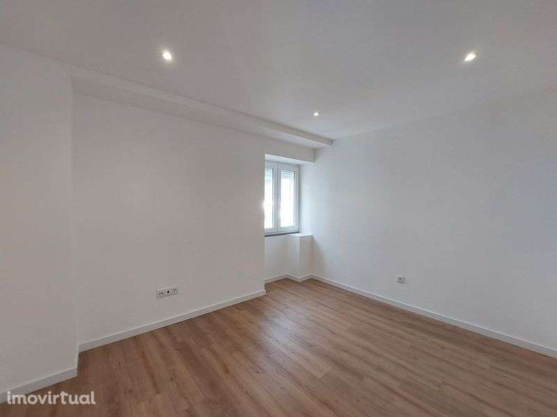Apartamento T4 dúplex Novo a estrear em Portalegre - Grande imagem: 3/8