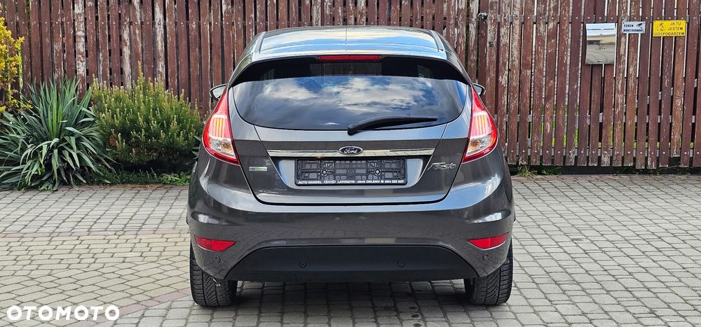 Ford Fiesta 1.0 EcoBoost S&S TITANIUM - 5