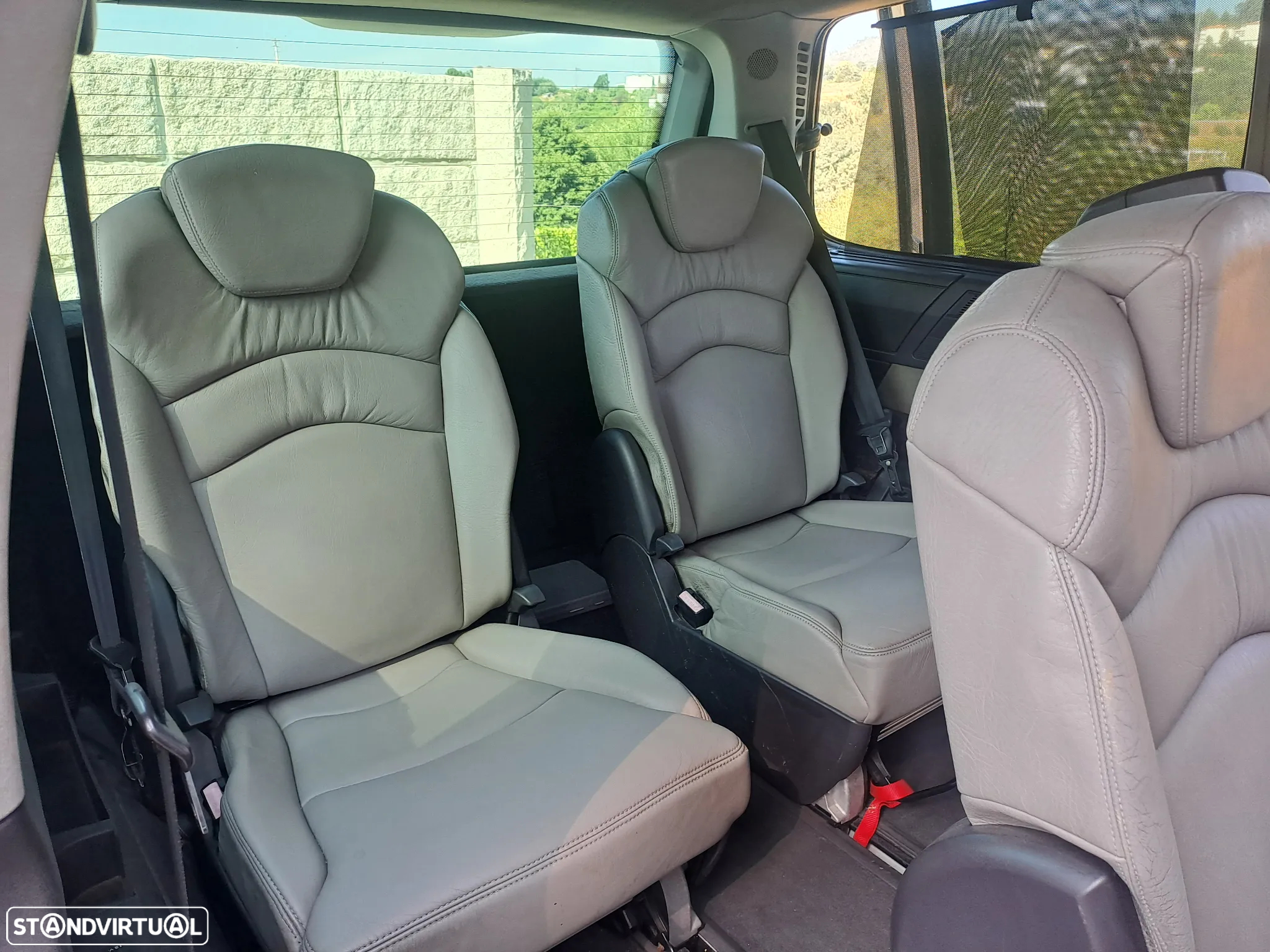 Peugeot 807 2.2 HDi - 12