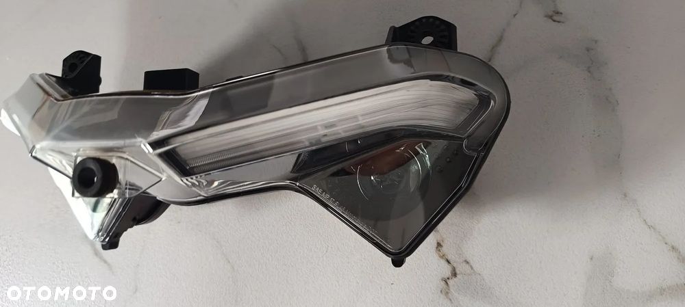 DUCATI PANIGALE V4 REFLEKTOR LAMPA PRZÓD LED - 20