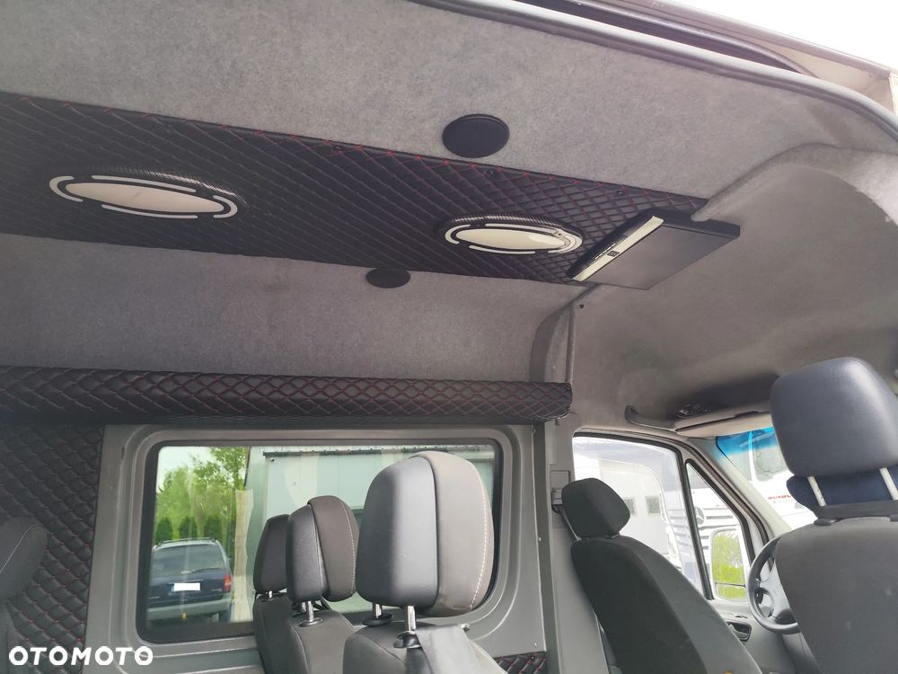 Mercedes-Benz SPRINTER - 7