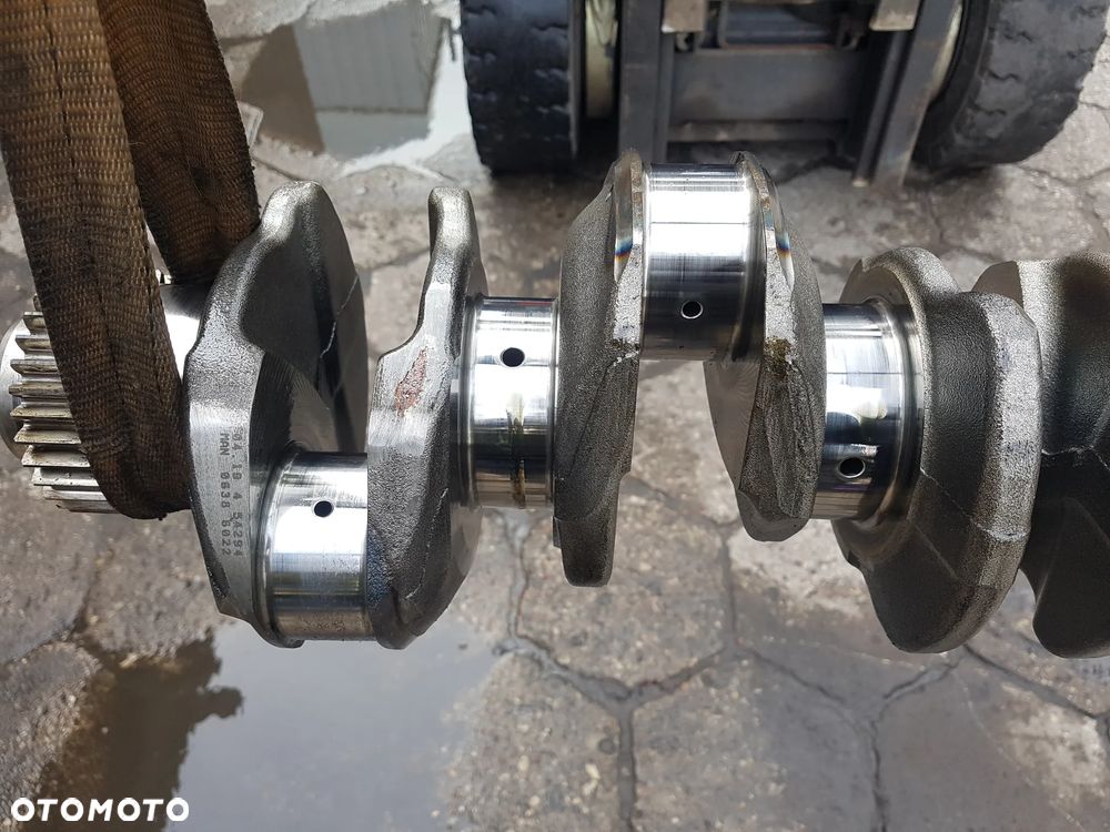 WAŁ KORBOWY SILNIKA MAN TGL TGM D0836 250 290 KM EURO 5 06386022 - 3