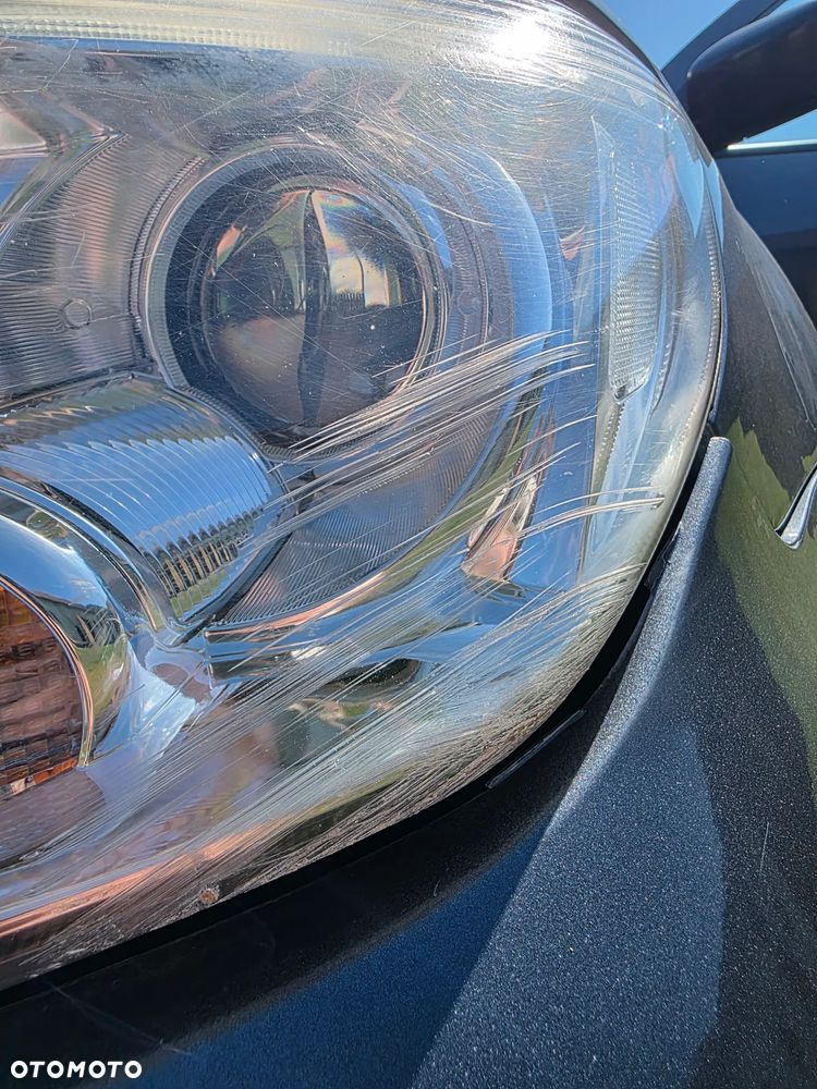 Mitsubishi Outlander 2.0 Intense DAKAR - 20