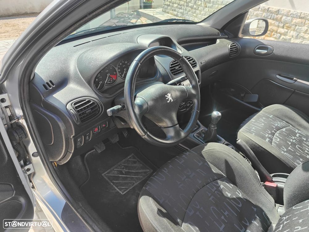 Peugeot 206 2.0 HDi XS - 12