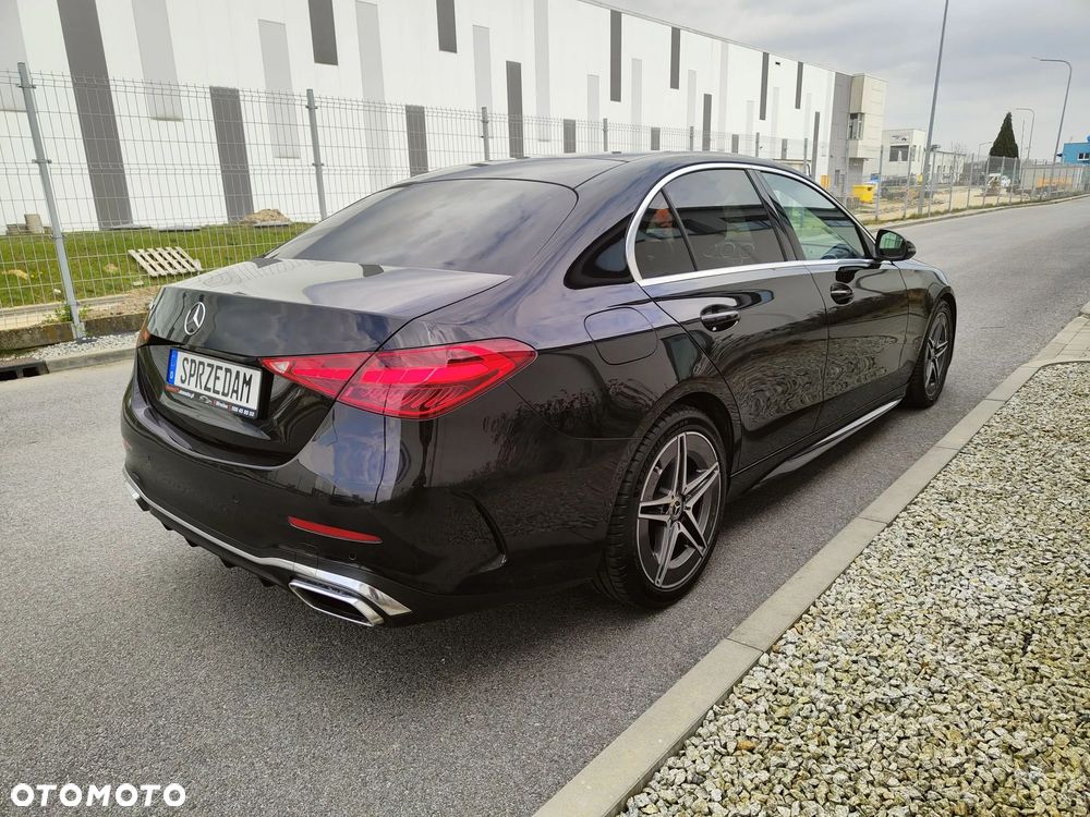 Mercedes-Benz Klasa C 300 d mHEV AMG - 4