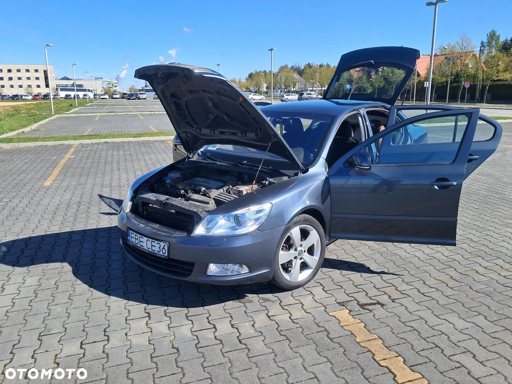 Skoda Octavia 1.8 T FSI Elegance - 23