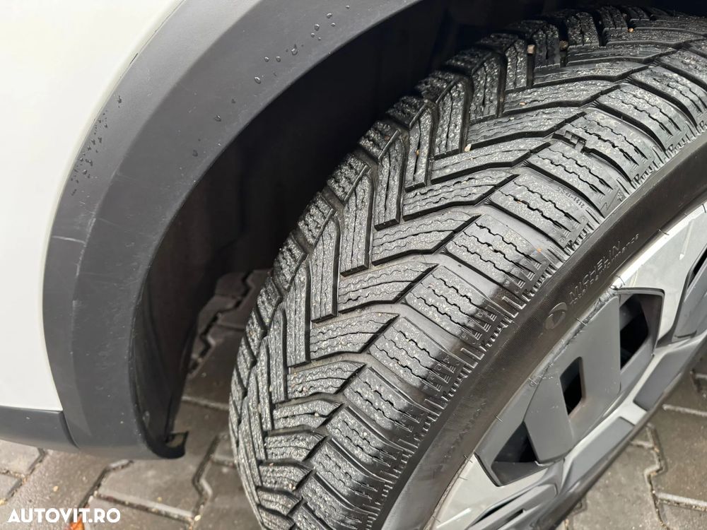 Citroën C4 BlueHDi 110 Stop&Start FEEL PACK - 36