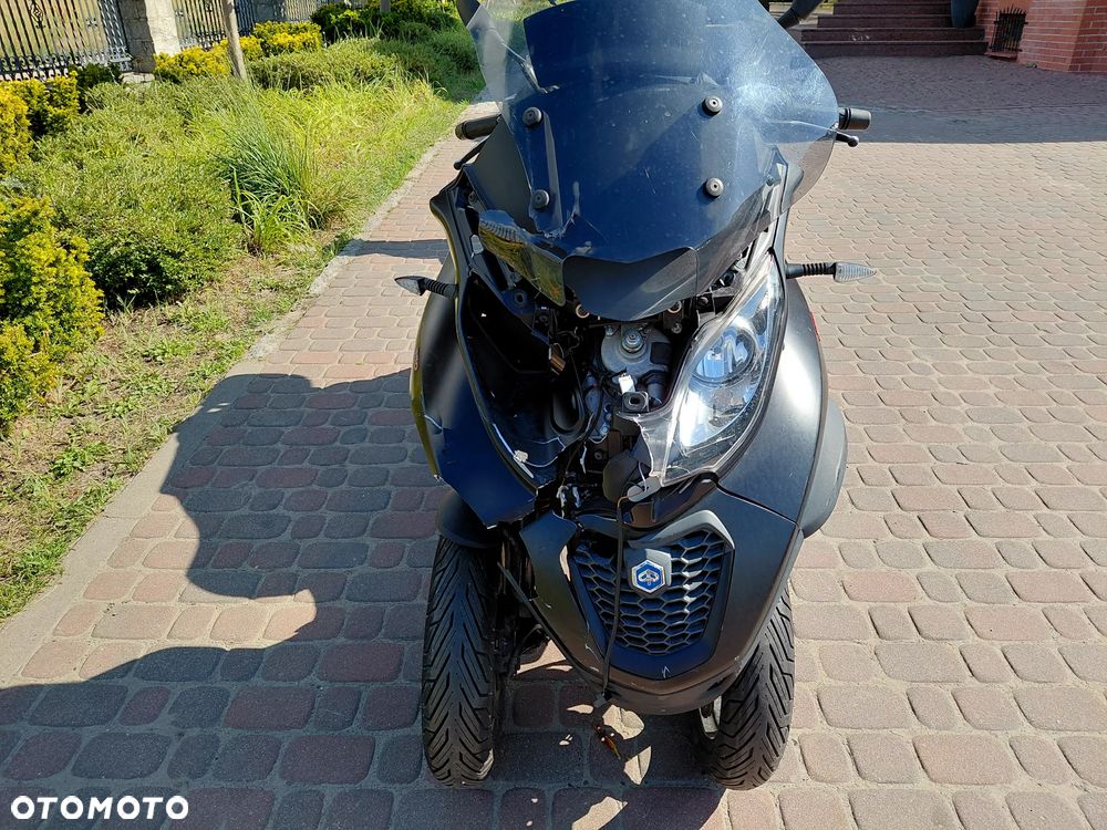 Piaggio MP-3 - 9