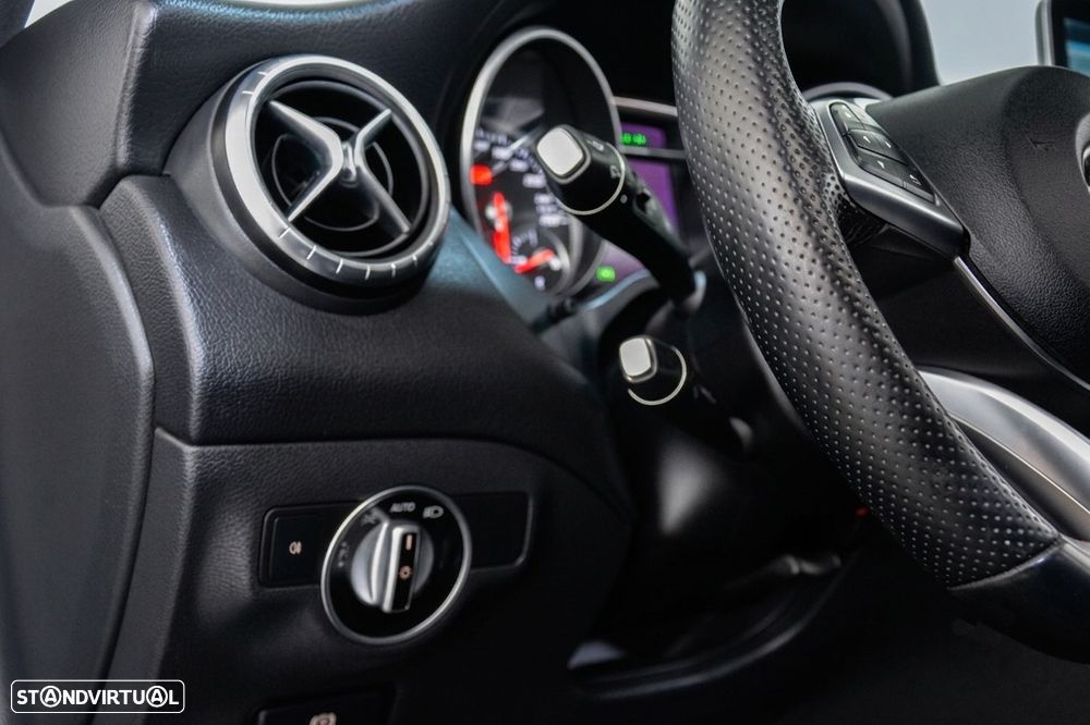 Mercedes-Benz CLA 220 d 7G-DCT AMG Line - 33