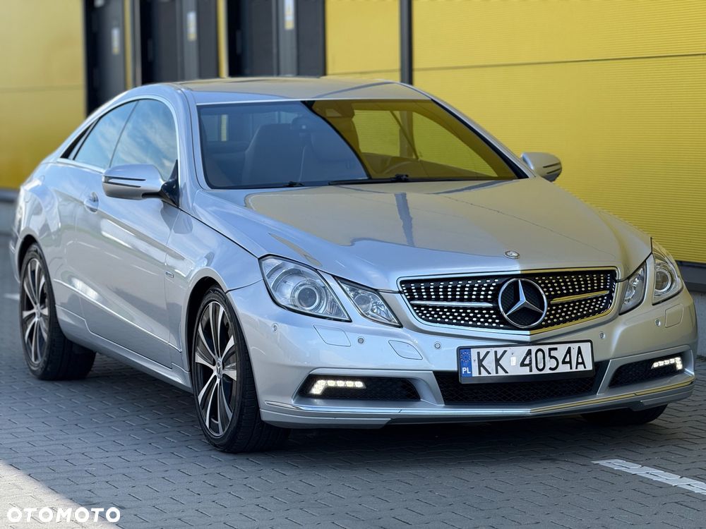 Mercedes-Benz Klasa E 250 CGI BlueEffICIENCY - 2