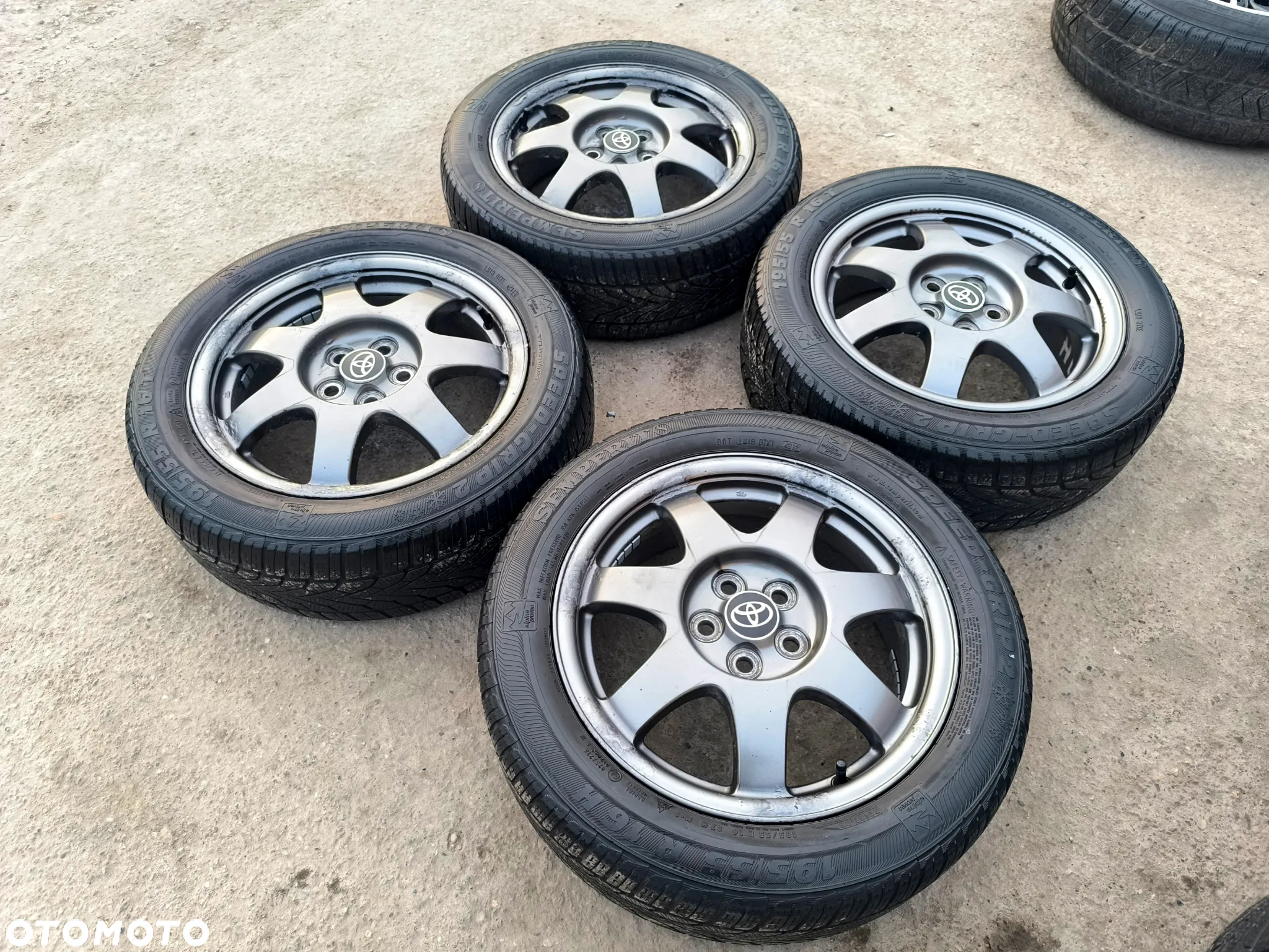 5x100 felgi aluminiowe Alufelgi 16 koła Zimowe Zima Toyota VERSO S AVENSIS I II 2 CARINA E CELICA PRIUS SUBARU TREZIA 4,5mm Legnica ALU-RAD 195/55 - 4