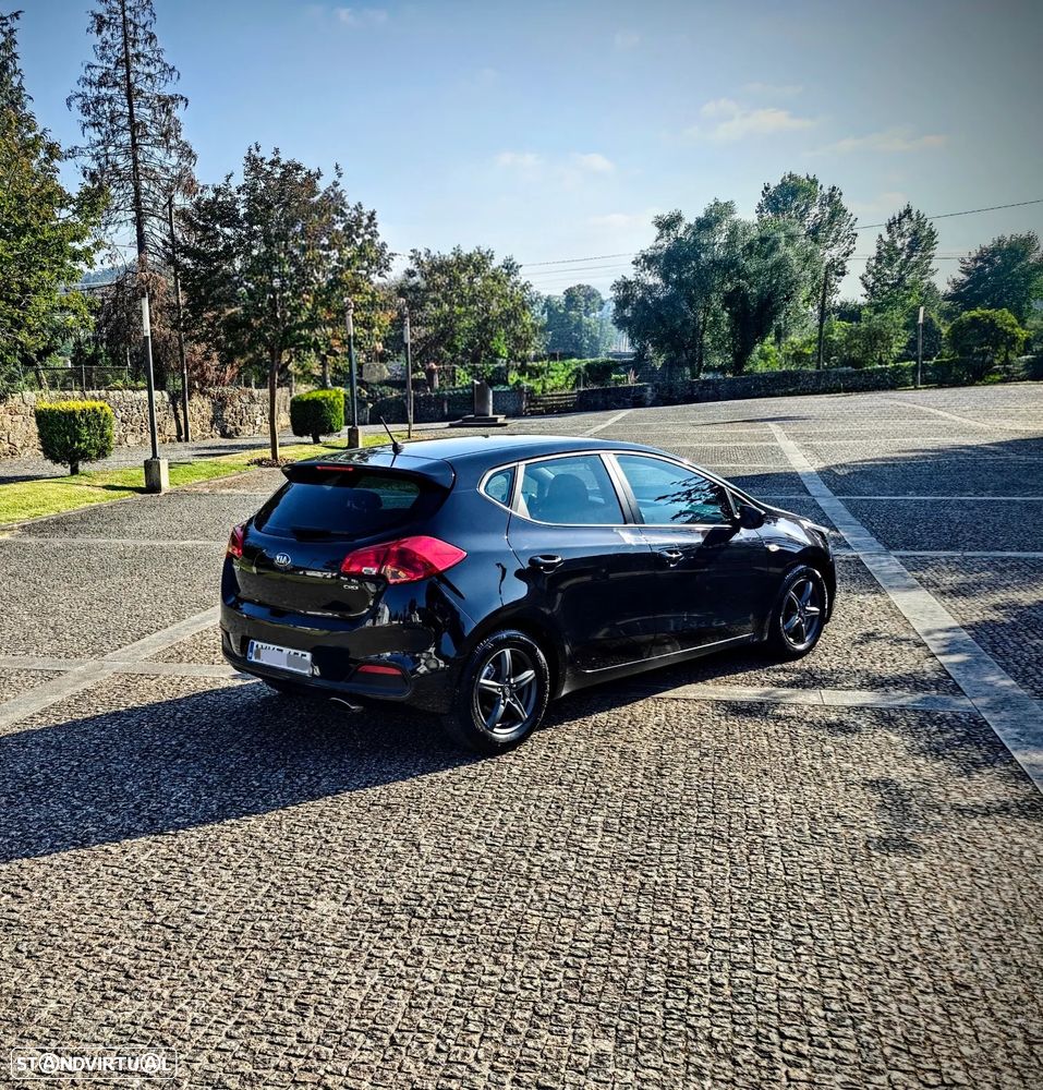 Kia Ceed 1.4 CRDi 90 Spirit - 27