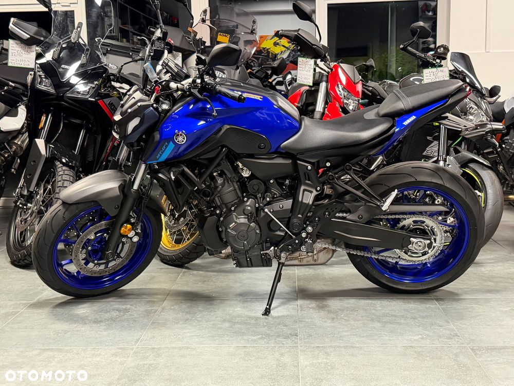 Yamaha MT - 30