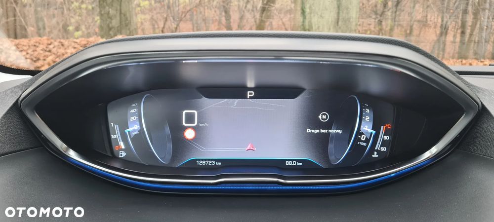 Peugeot 3008 1.5 BlueHDi Allure S&S EAT8 - 25