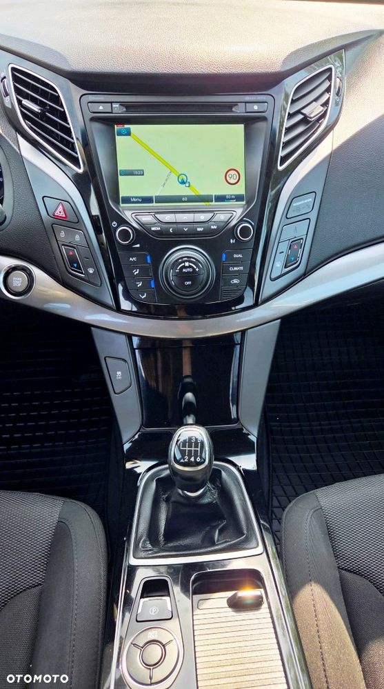 Hyundai i40 Kombi blue 1.7 CRDi Style - 35