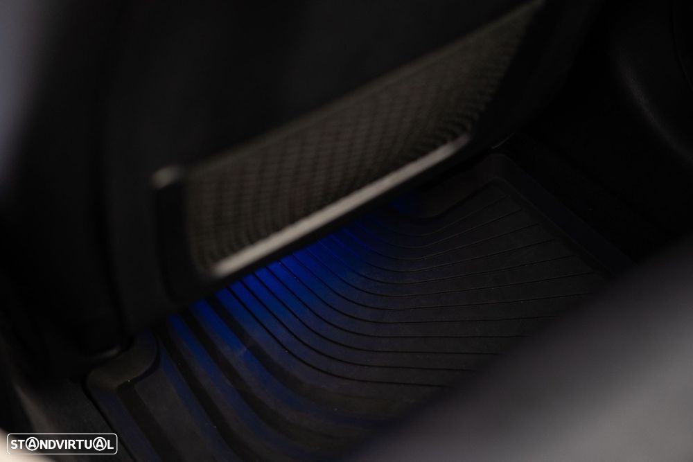 BMW 320 d Line Sport Shadow Auto - 57