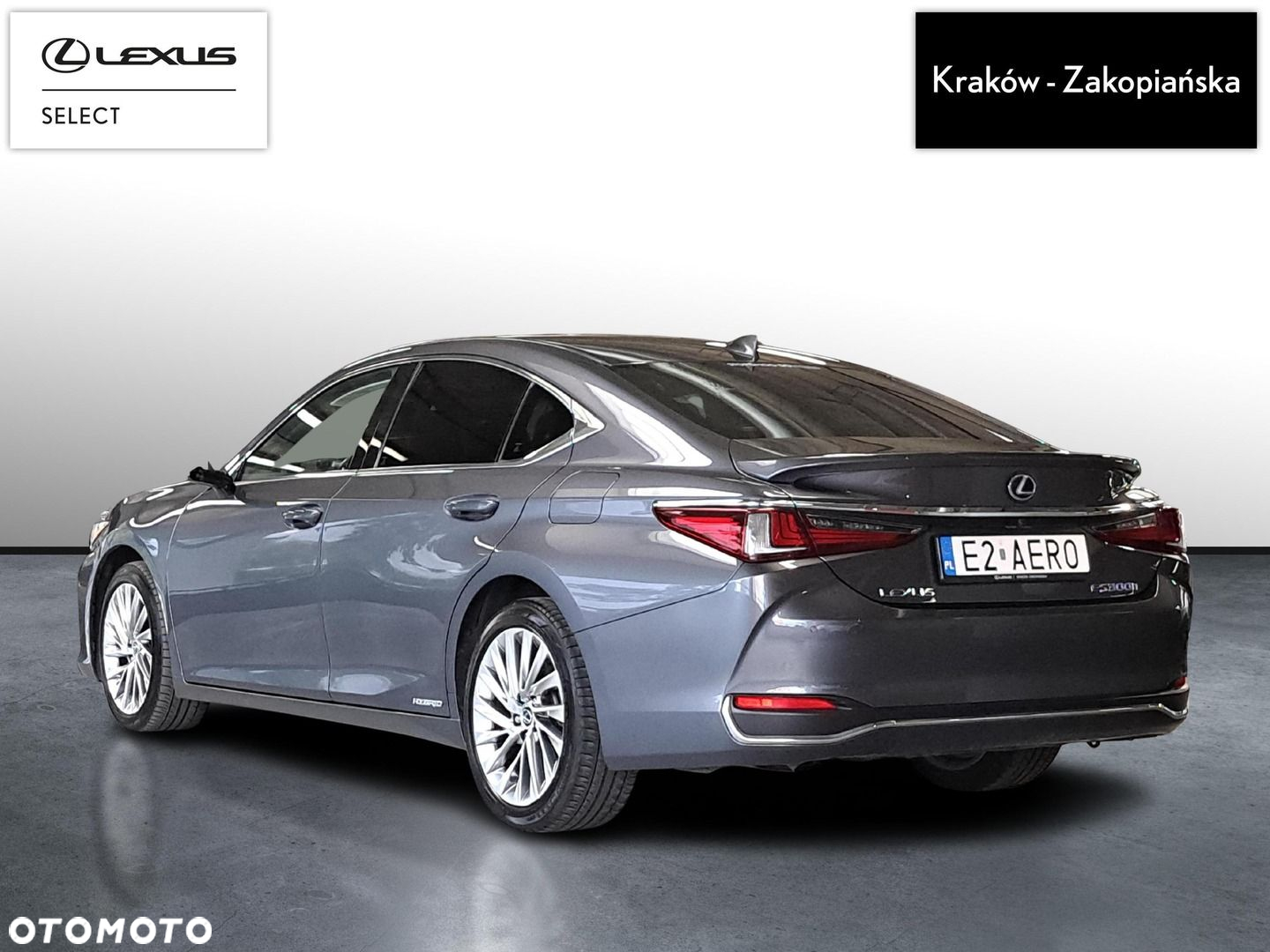 Lexus ES - 7
