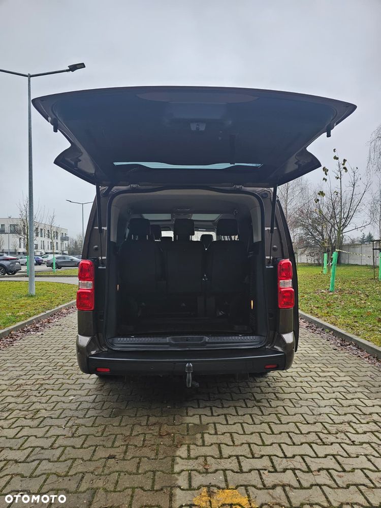 Peugeot Traveller 2.0 BlueHDi Long Business - 12