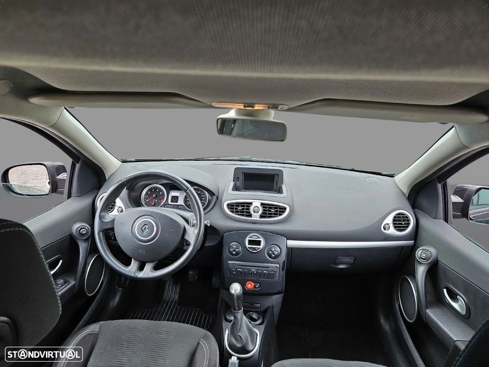 Renault Clio 1.2 16V Dynamique - 18