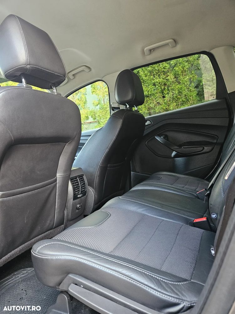 Ford Kuga 2.0 TDCi 4x4 Aut. Champions Edition - 6