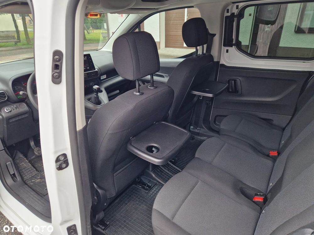Opel Combo Maxi Brygadówka 5 Osób - 30