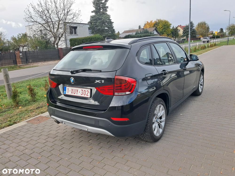 BMW X1 sDrive16d Sport Line - 3