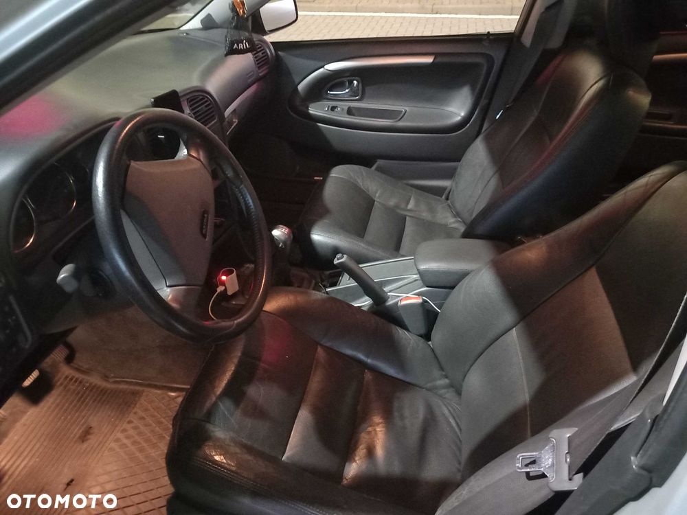 Volvo V40 - 5