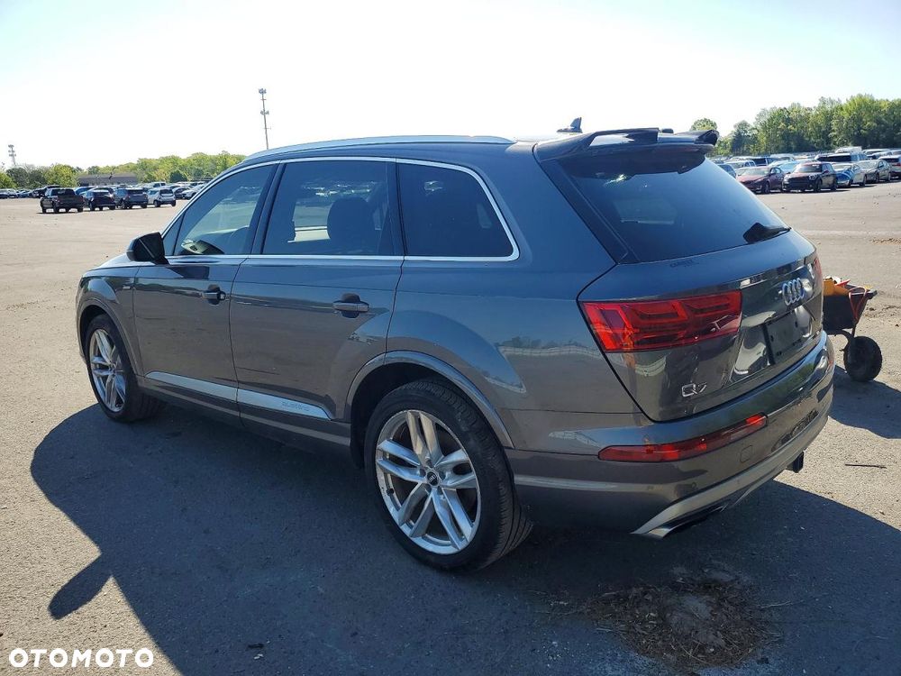 Audi Q7 - 3